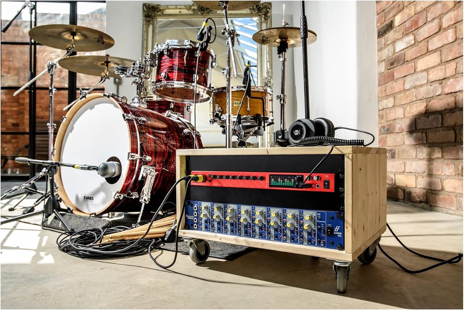 image:imageFocusrite Clarett 2Pre 10In4Out USBC Audio Interface8Pre 18in20out
